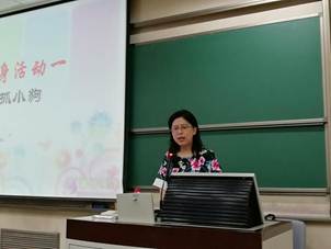 说明: E:\新建文件夹\内蒙幼儿园2班\“国培计划（2017）”——内蒙古自治区乡村幼儿园园长（第一期）培训项目全部总结文档\5—培训过程照片\专家讲座照片\微信图片_20180620090432.jpg微信图片_20180620090432